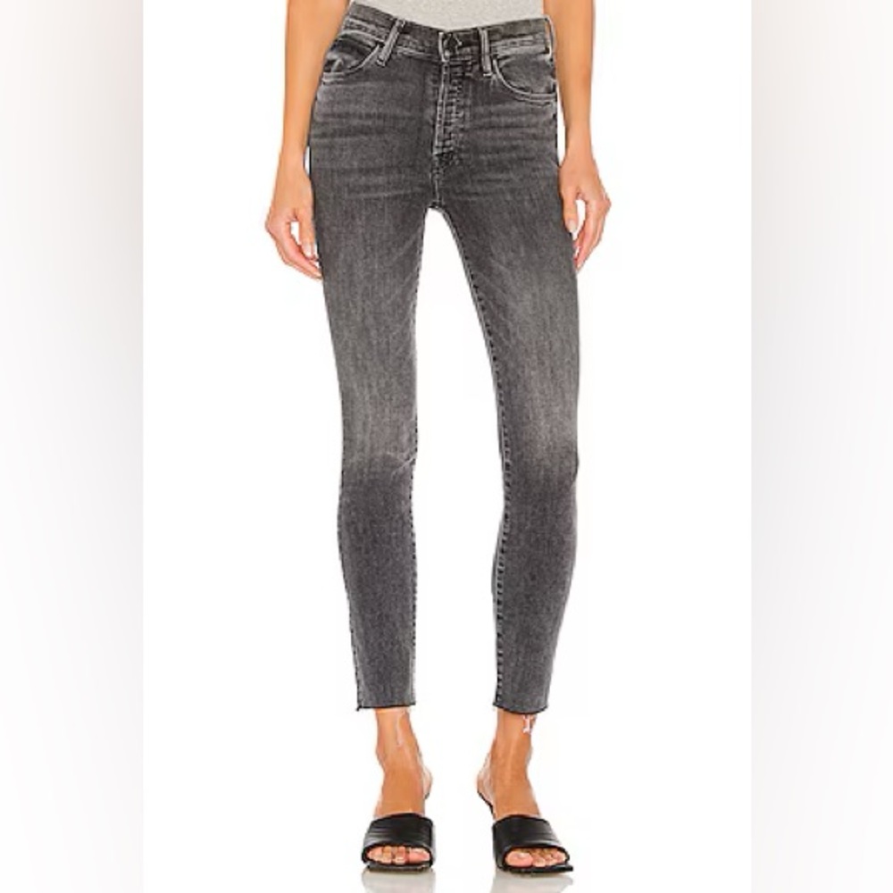 MOTHER  - the Stunner Ankle Fray in Grey wash